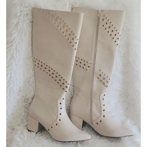 Comfort Est. 1946 Beige Grommet Tall Block Heel Pointed -US 8M - Picture 3 of 11